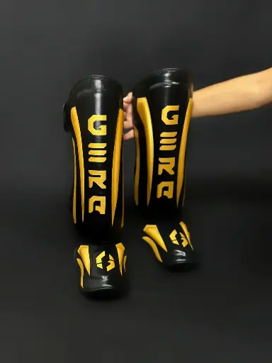 Захист ніг шкіряний Karate